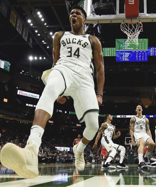 三脚直塞撕 三脚直塞撕