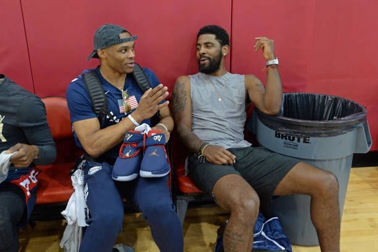 都是他迈向 都是他迈向